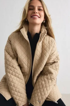 Aim'n Jakke Oversized Quilted Jacket