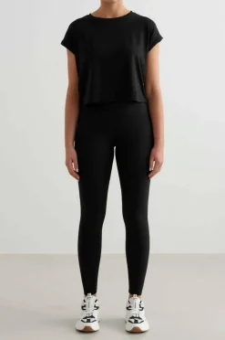 Aim'n Treningstopp Soft Basic Roll Sleeve Top
