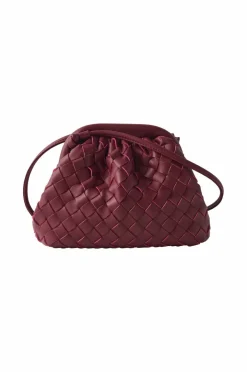 BOW19 Details Vesken Dumpling Bag Braided