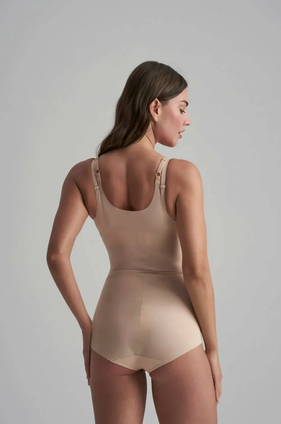 Bye Bra Forming av kroppen Smooth Essentials Bodysuit Wyob - light support