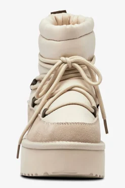 Duffy Boots