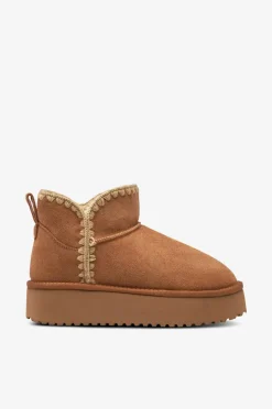 Duffy Boots