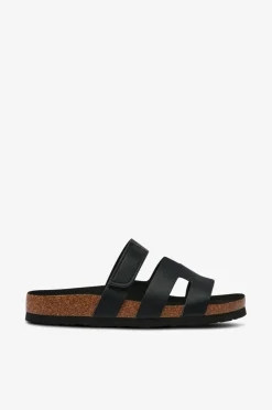 Duffy Sandaler
