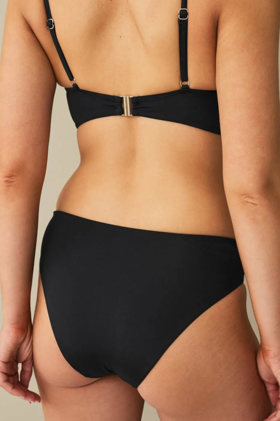 Ellos Collection Bikiniunderdel med dekorativ metallring