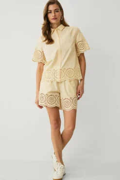 Ellos Collection Bluse med brodert hullmønster