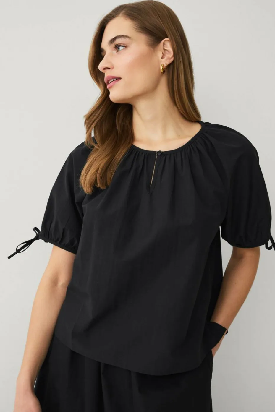 Ellos Collection Bluse med nøkkelhulsåpning