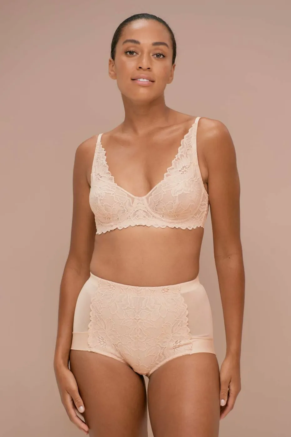 Ellos Collection Shapingtruse - medium support