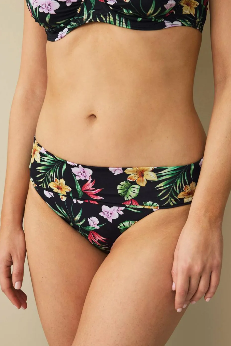 Ellos Collection Tai High Bikini Rosa