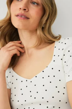 Ellos Collection Topp med hjerteformet hals
