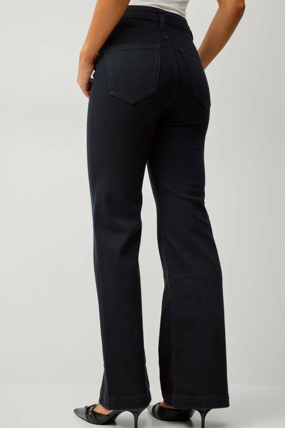 Ellos Collection Utsvingte jeans Utsvingte med høy midje