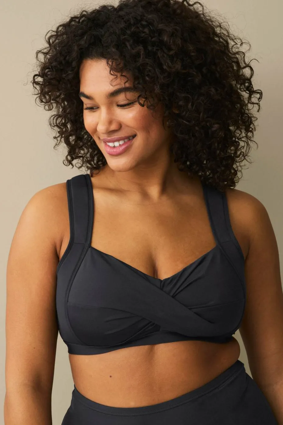 Ellos Plus collection Bikini-BH med overlappdetalj
