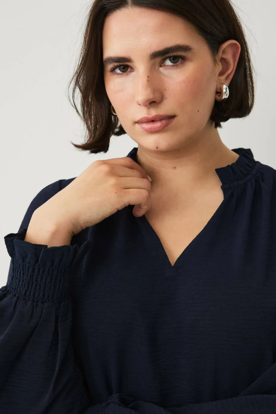 Ellos Plus collection Bluse med v-formet utringning