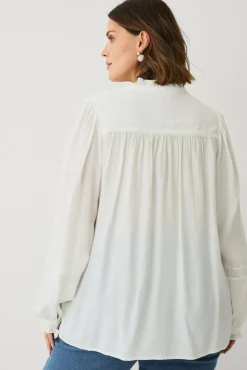 Ellos Plus collection Bluse med blondedetaljer