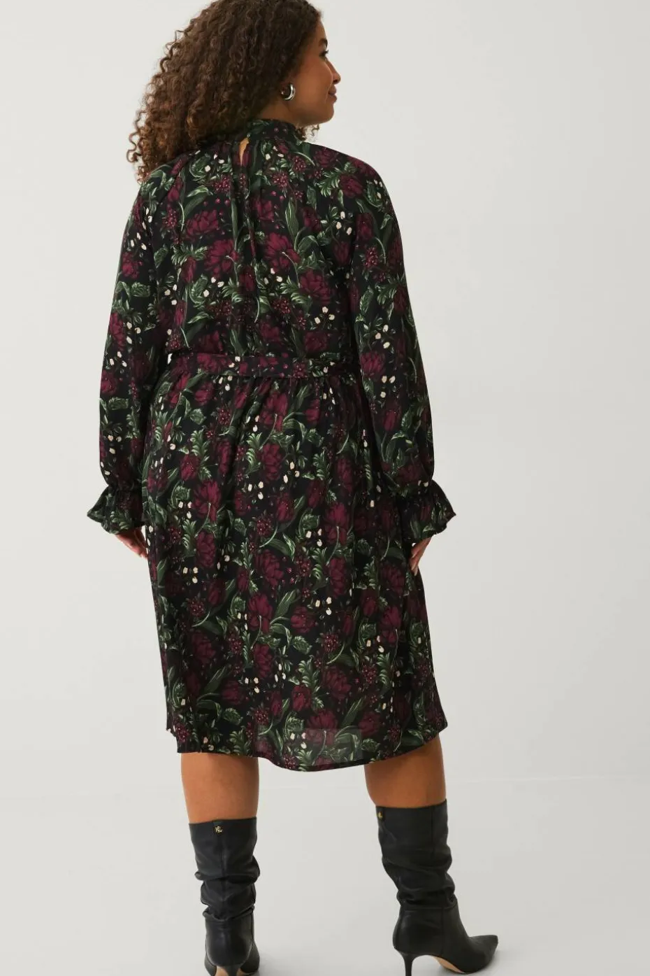Ellos Plus collection Kjole i chiffon med volang