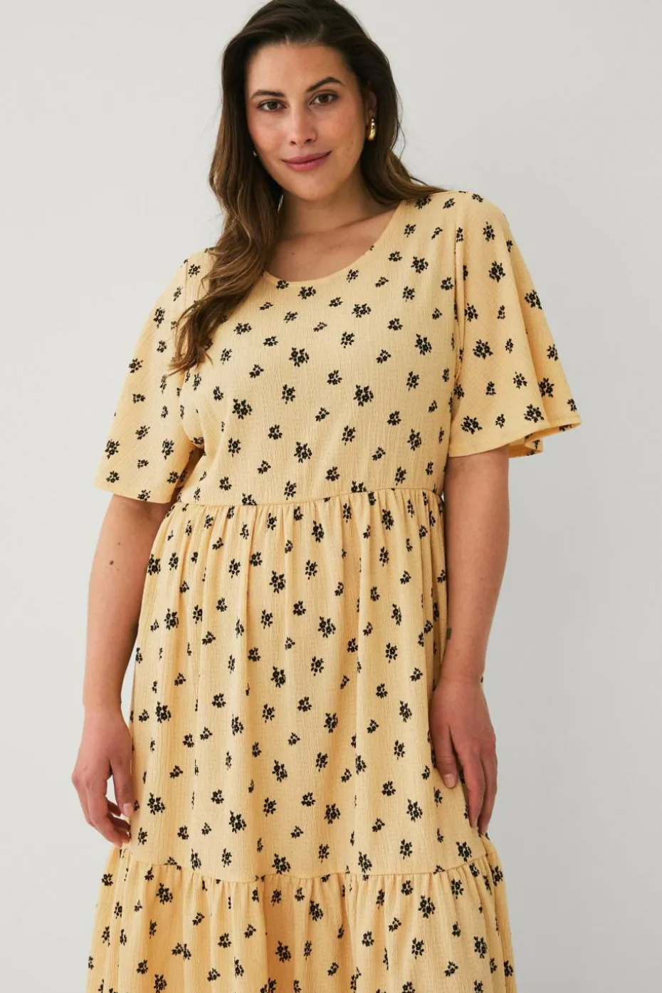 Ellos Plus collection Kjole med volanger