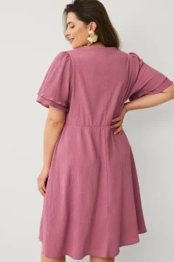 Ellos Plus collection Kjole med volanger i ermene