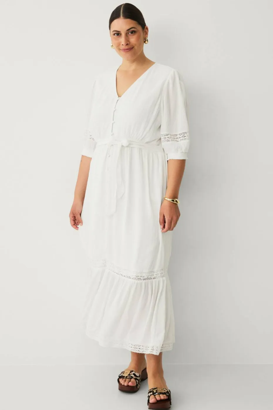 Ellos Plus collection Maxikjole med blondedetaljer