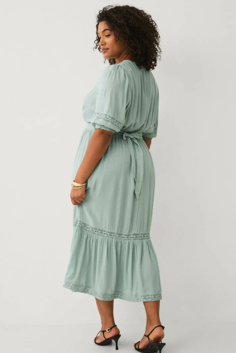 Ellos Plus collection Maxikjole med blondedetaljer