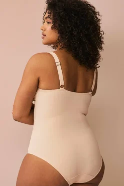 Ellos Plus collection Shapingbody med blondedetaljer - medium support
