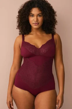 Ellos Plus collection Shapingbody med blondedetaljer - medium support