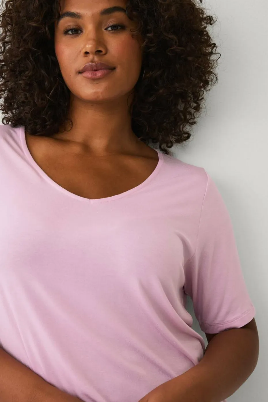 Ellos Plus collection Soft topp med v-hals