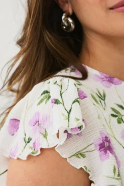 Ellos Plus collection Topp med volangermet