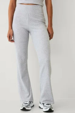 Ellos STUDIO Yogabukse Straight Leg Soft Rib