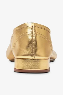 Mango Ballerinasko Baila