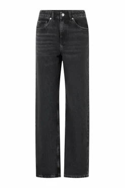 Mango Jeans River