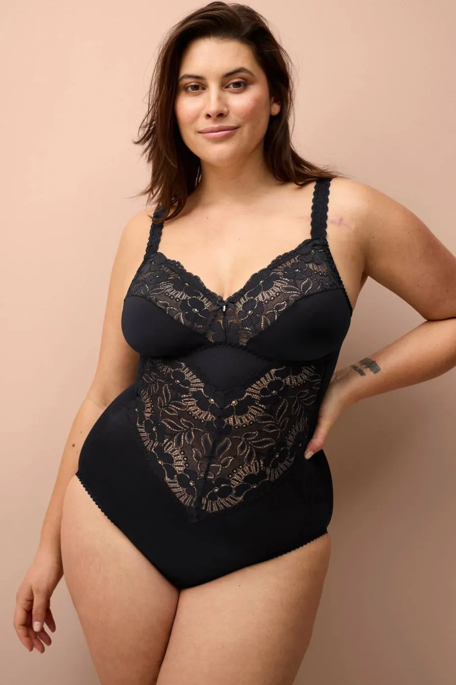 Miss Mary of Sweden Forming av kroppen Body - light support