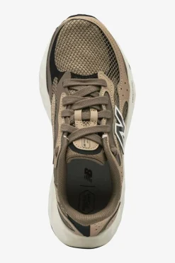 New Balance Løpesko New Balance Freshfoam Arishi v4 Tiralux