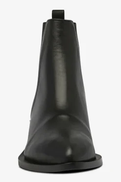 Pavement Boots Ashanti 1