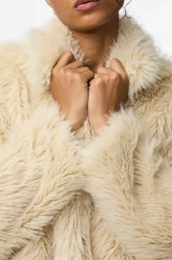 pieces Jakke pcJilla Short Fluffy Jacket