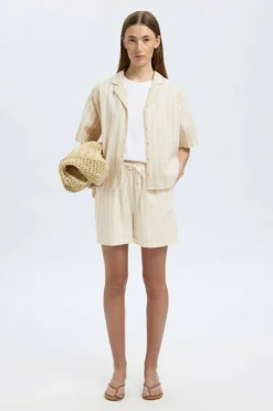 Selected Women Shorts i lin slfLuisa MW Linen Blend Striped