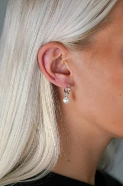 Snö of Sweden Øredobber Core Pearl Ring Ear