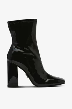 Steve Madden Boots Traverse Bootie