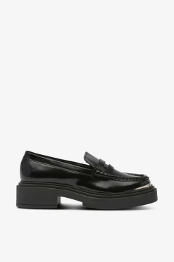 Steve Madden Loafers Charming