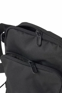 Under Armour Skulerveske UA Essential Lite Crossbody