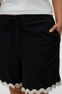 Vero Moda Curve Shorts vmcJenna H/W Shorts Wvn Btq GA Curve